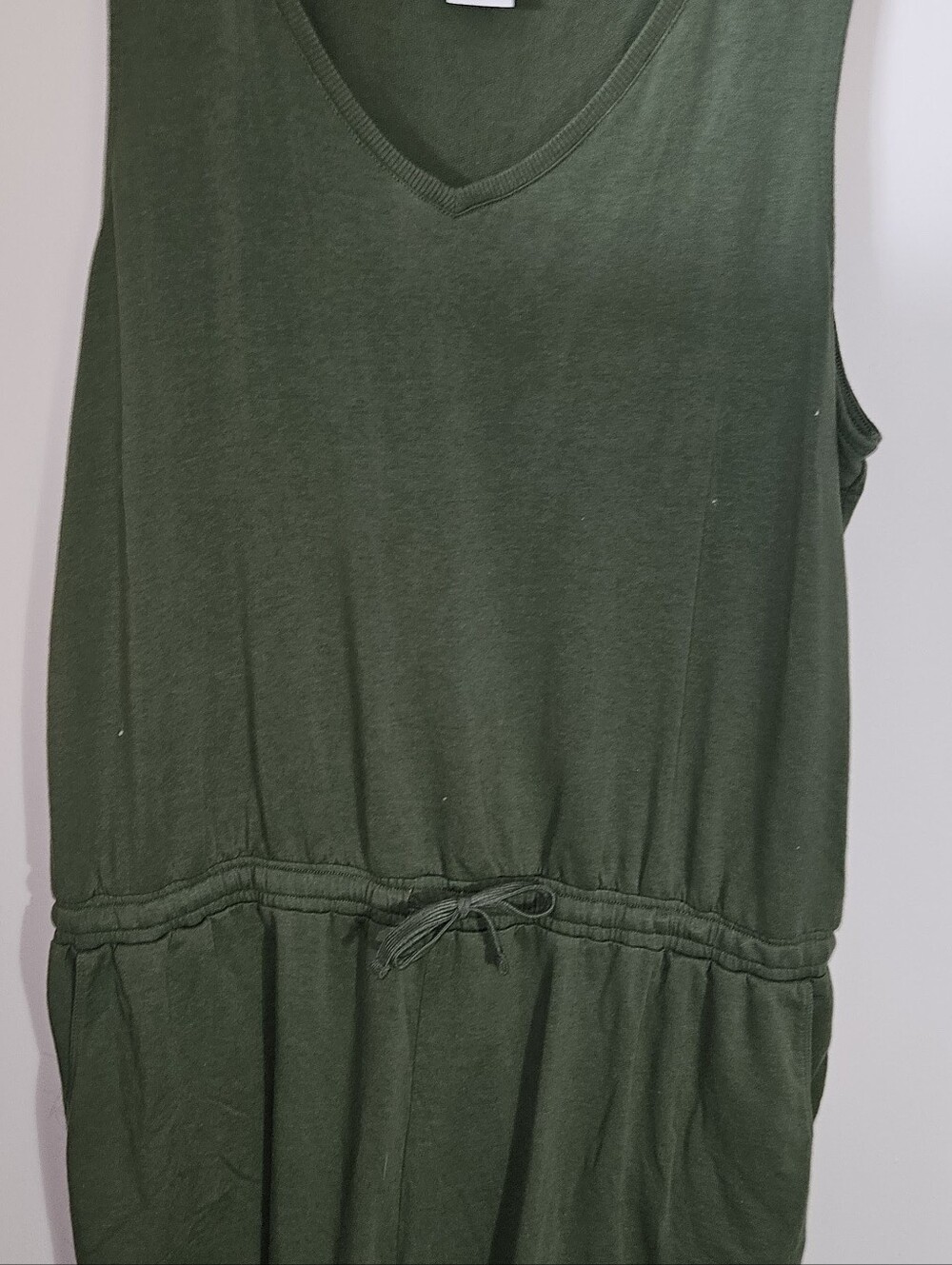 Amazon Essentials Olive Green V-Neck Tank with Drawstring Waist XXL